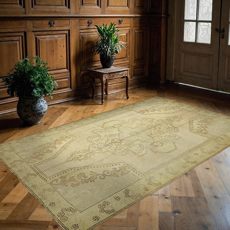 Vintage Turkish Hand-Knotted Rug - 5' 6" x 8' 6" (66" x 102") - K0090866