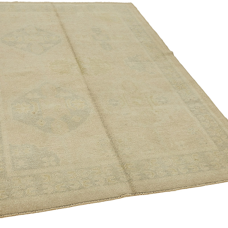 Vintage Turkish Hand-Knotted Rug - 5' 1" x 7' 3" (61" x 87") - K0090871