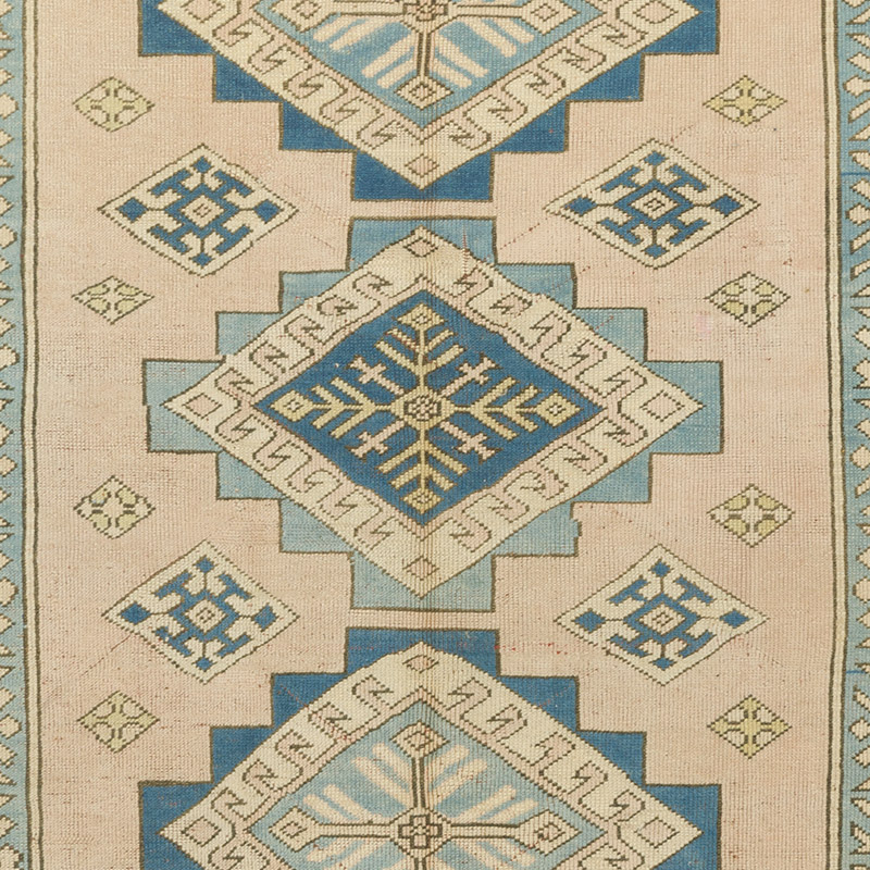 Vintage Turkish Hand-Knotted Rug - 5' 9" x 7' 3" (69" x 87") - K0090886