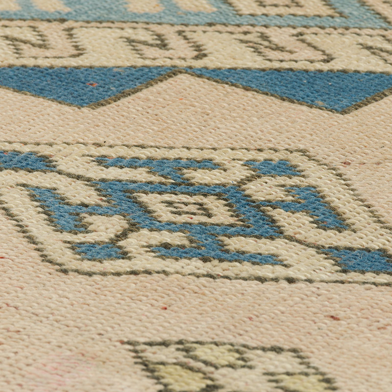 Vintage Turkish Hand-Knotted Rug - 5' 9" x 7' 3" (69" x 87") - K0090886