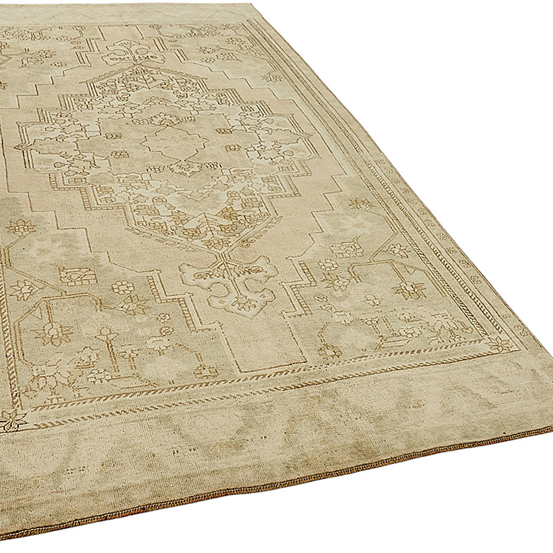 Vintage Turkish Hand-Knotted Rug - 5' 1" x 10' 4" (61" x 124") - K0090891