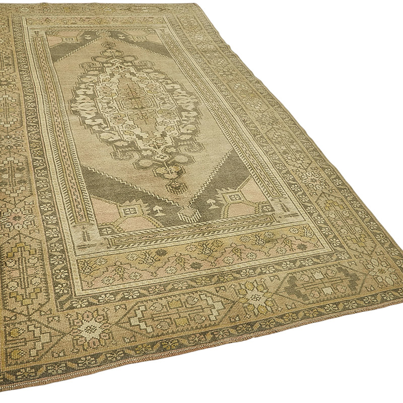 Vintage Turkish Hand-Knotted Rug - 5' 1" x 9' 1" (61" x 109") - K0090903