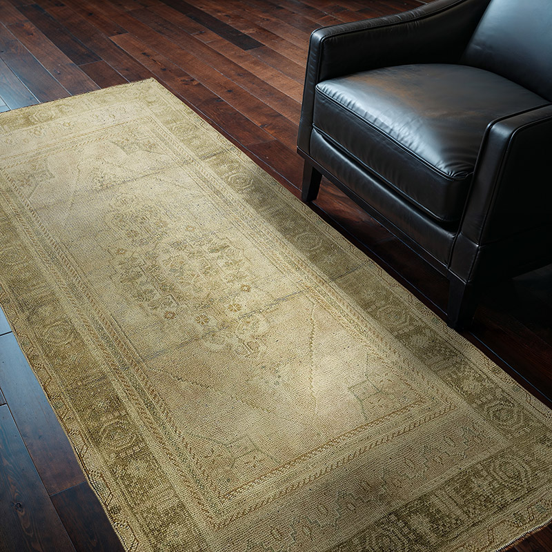 Vintage Turkish Hand-Knotted Rug - 3' 6" x 6' 11" (42" x 83") - K0090988