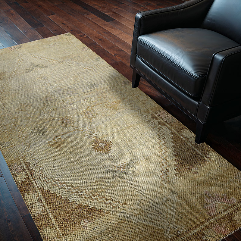 Vintage Turkish Hand-Knotted Rug - 3' 11" x 7' 1" (47" x 85") - K0091014