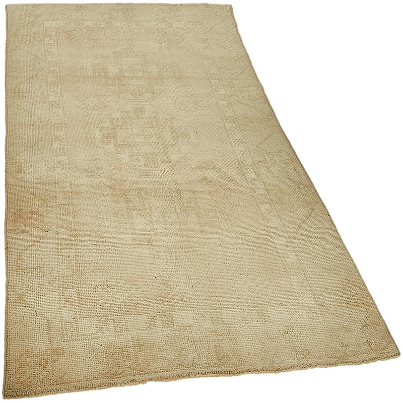 Vintage Turkish Hand-Knotted Rug - 3' 2" x 6' 3" (38" x 75") - K0091017