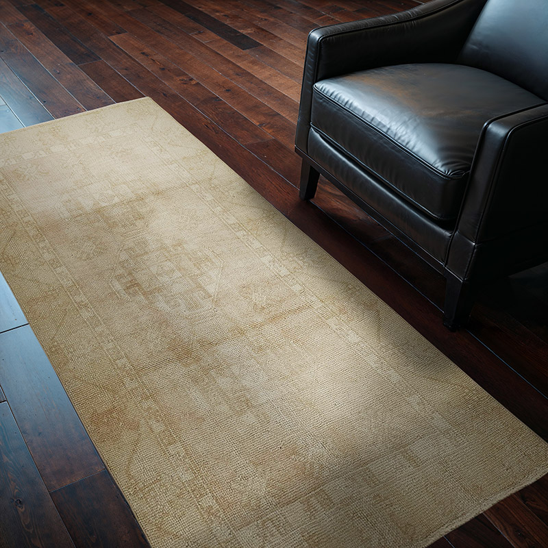 Vintage Turkish Hand-Knotted Rug - 3' 2" x 6' 3" (38" x 75") - K0091017
