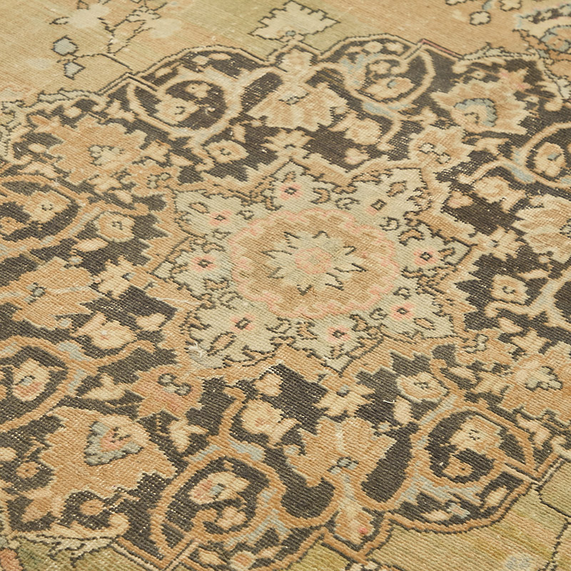 Vintage Hand-Knotted Oriental Rug - 6' 7" x 10' 2" (79" x 122") - K0091049