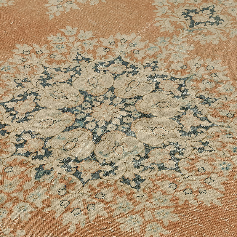 Vintage Hand-Knotted Oriental Rug - 9' 9" x 13' 4" (117" x 160") - K0091204