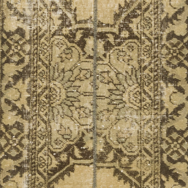 Vintage Turkish Hand-Knotted Runner - 2' 3" x 8' 6" (27" x 102") - K0091296