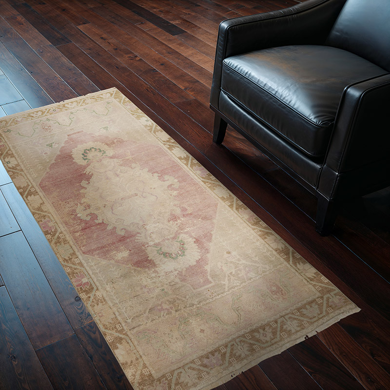 Vintage Turkish Hand-Knotted Rug - 2' 11" x 5' 7" (35" x 67") - K0091330