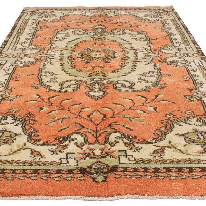 Vintage Turkish Hand-Knotted Rug - 5' 7" x 9' 9" (67" x 117") - K0091341