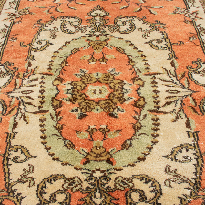 Vintage Turkish Hand-Knotted Rug - 5' 7" x 9' 9" (67" x 117") - K0091341