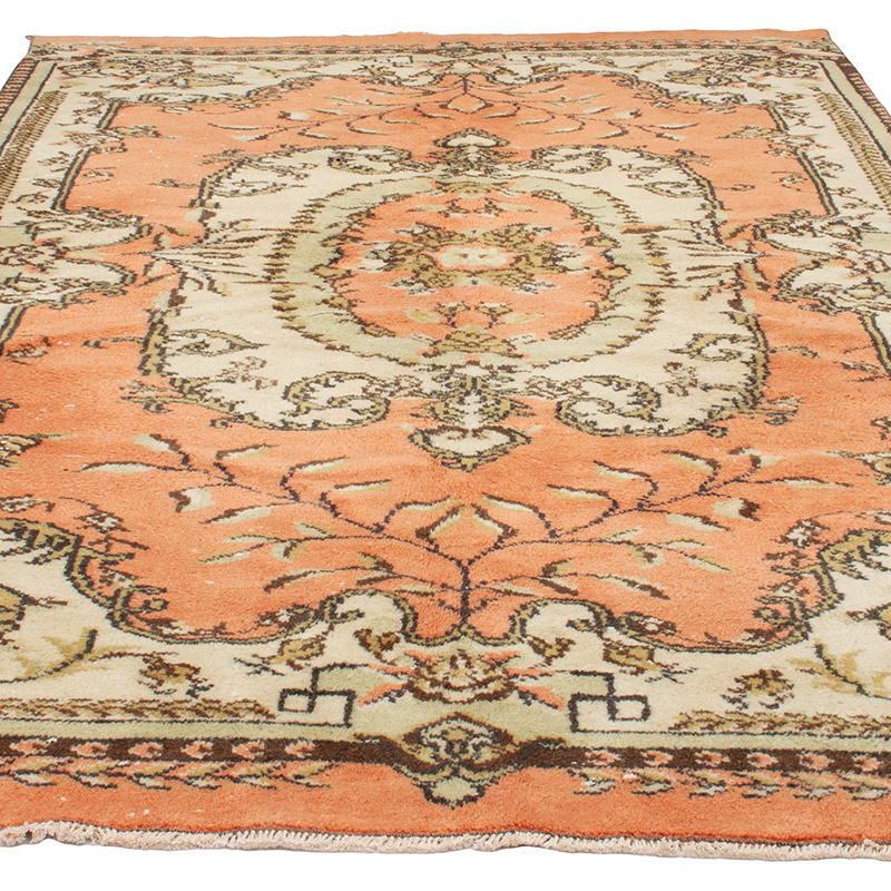 Vintage Turkish Hand-Knotted Rug - 5' 7" x 9' 9" (67" x 117") - K0091341
