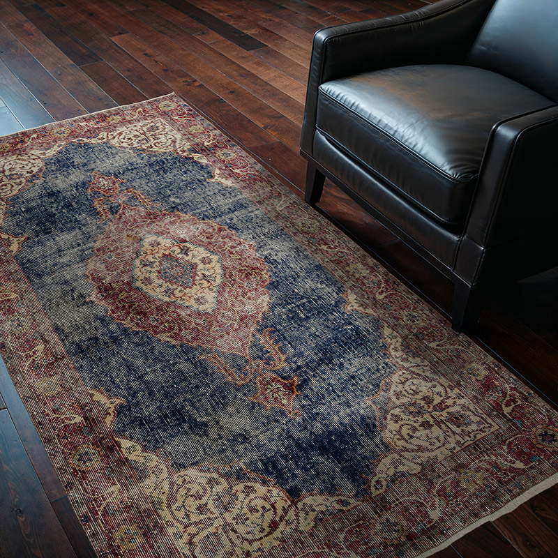 Vintage Turkish Hand-Knotted Rug - 4'  x 6' 7" (48" x 79") - K0091359