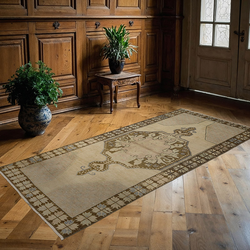 Vintage Turkish Hand-Knotted Rug - 4' 2" x 8' 8" (50" x 104") - K0091371