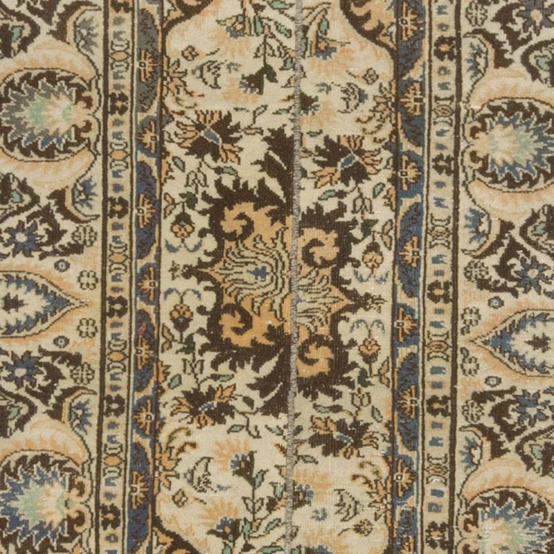 Vintage Turkish Hand-Knotted Runner - 2' 7" x 9' 7" (31" x 115") - K0091373