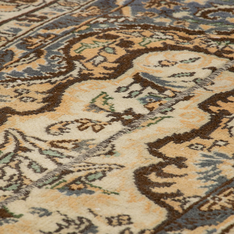 Vintage Turkish Hand-Knotted Runner - 2' 7" x 9' 7" (31" x 115") - K0091373