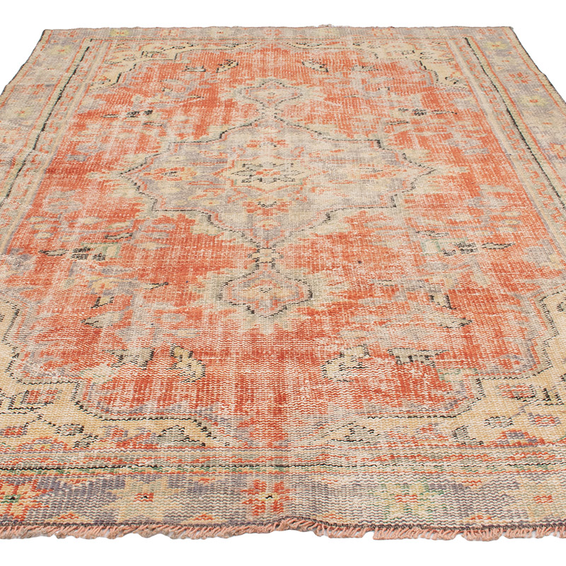 Vintage Turkish Hand-Knotted Rug - 5' 9" x 8' 7" (69" x 103") - K0091377