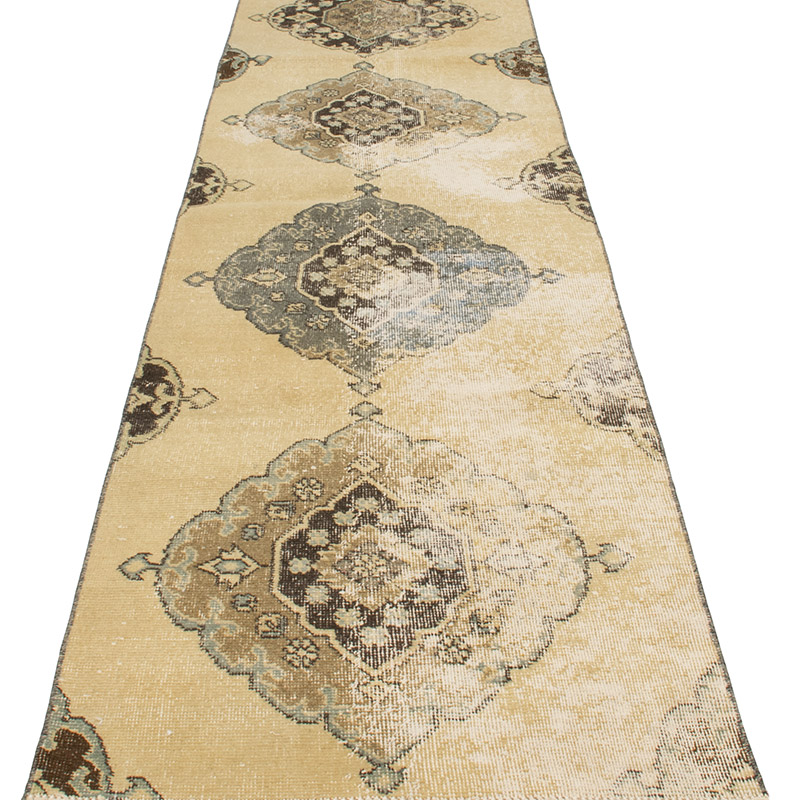 Vintage Turkish Hand-Knotted Runner - 2' 5" x 8' 10" (29" x 106") - K0091400