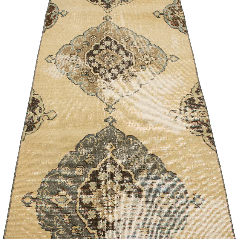 Vintage Turkish Hand-Knotted Runner - 2' 5" x 8' 10" (29" x 106") - K0091400