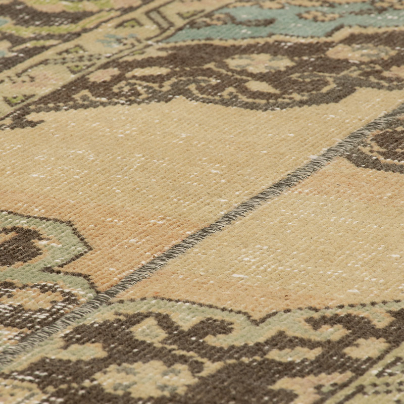 Vintage Turkish Hand-Knotted Runner - 2' 6" x 10'  (30" x 120") - K0091404