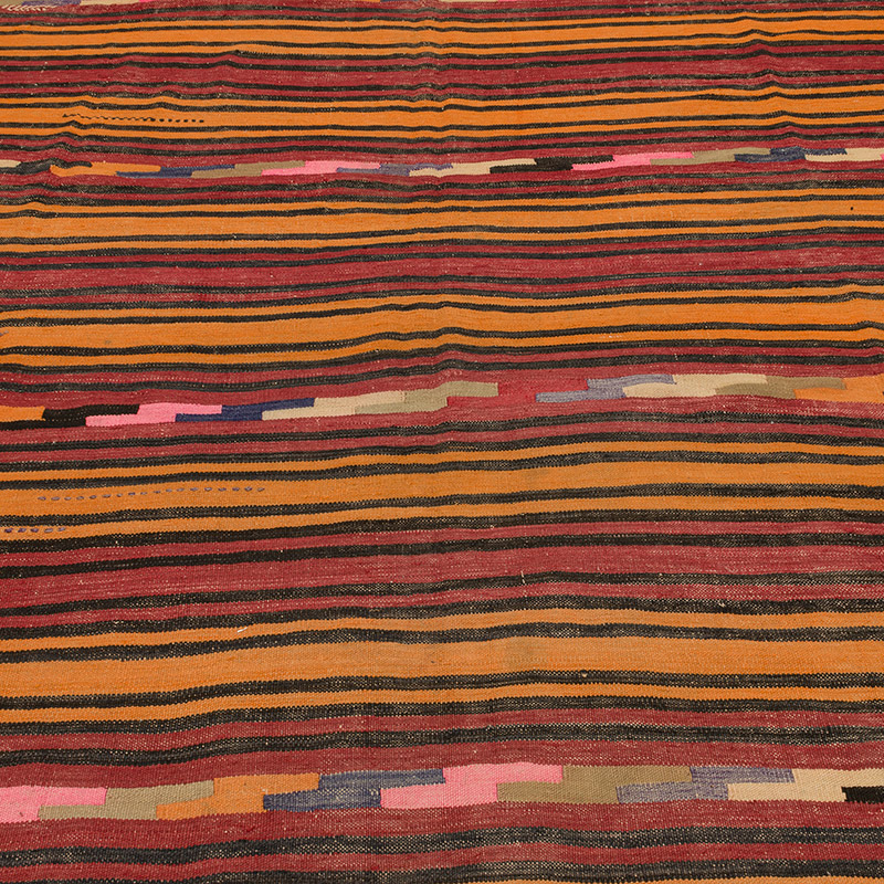 Vintage Mihalic Kilim Rug - K0091474