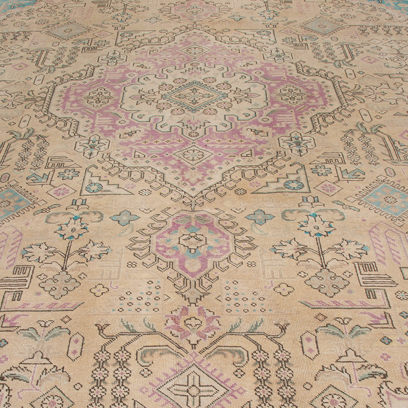 Vintage Hand-Knotted Oriental Rug - 9' 3" x 12' 2" (111" x 146") - K0091544