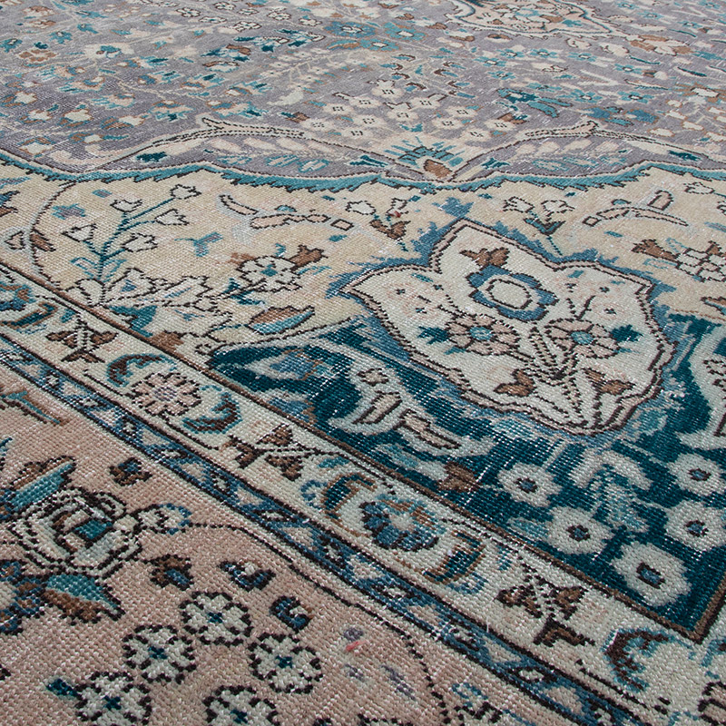 Vintage Hand-Knotted Oriental Rug - 9' 6" x 12' 11" (114" x 155") - K0091545