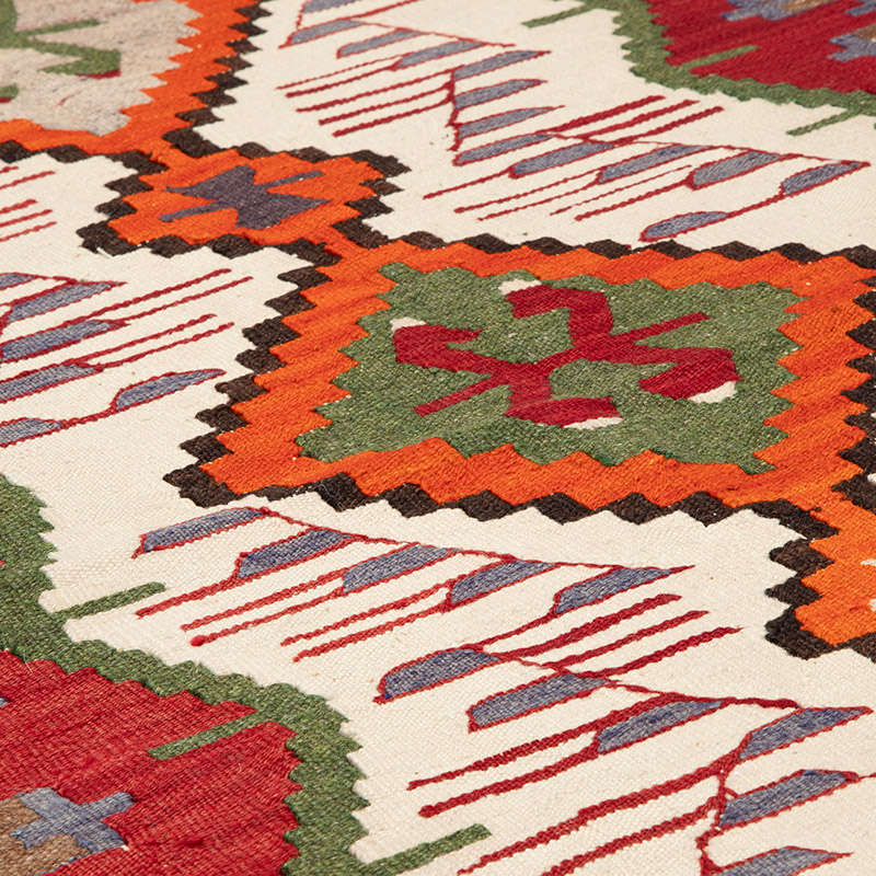 New Turkish Handwoven Kilim Rug - 3' 11" x 5' 11" (47" x 71") - K0091573