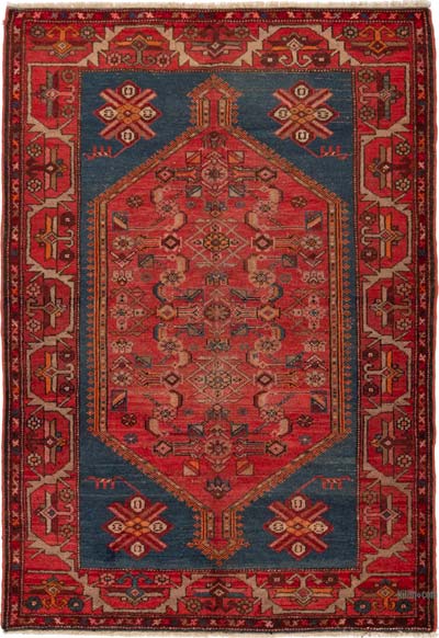 Vintage Hand-Knotted Oriental Rug - 4' 4" x 6' 4" (52" x 76")