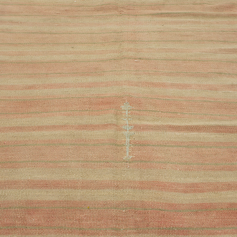 Vintage Anatolian Kilim Rug - 4'  x 7' 7" (48" x 91") - K0091619