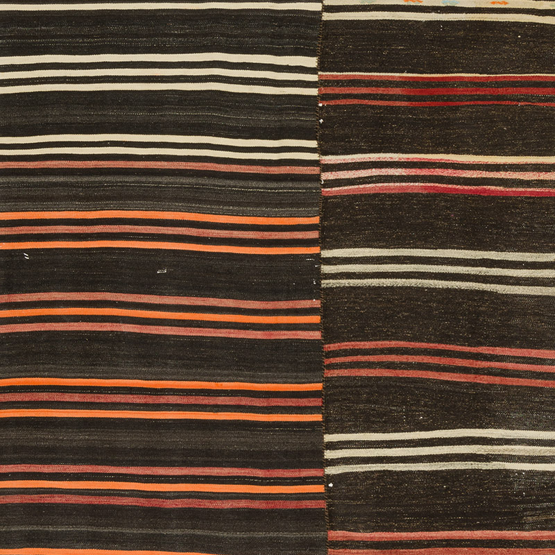 Vintage Anatolian Kilim Rug - 6' 5" x 10' 11" (77" x 131") - K0091625