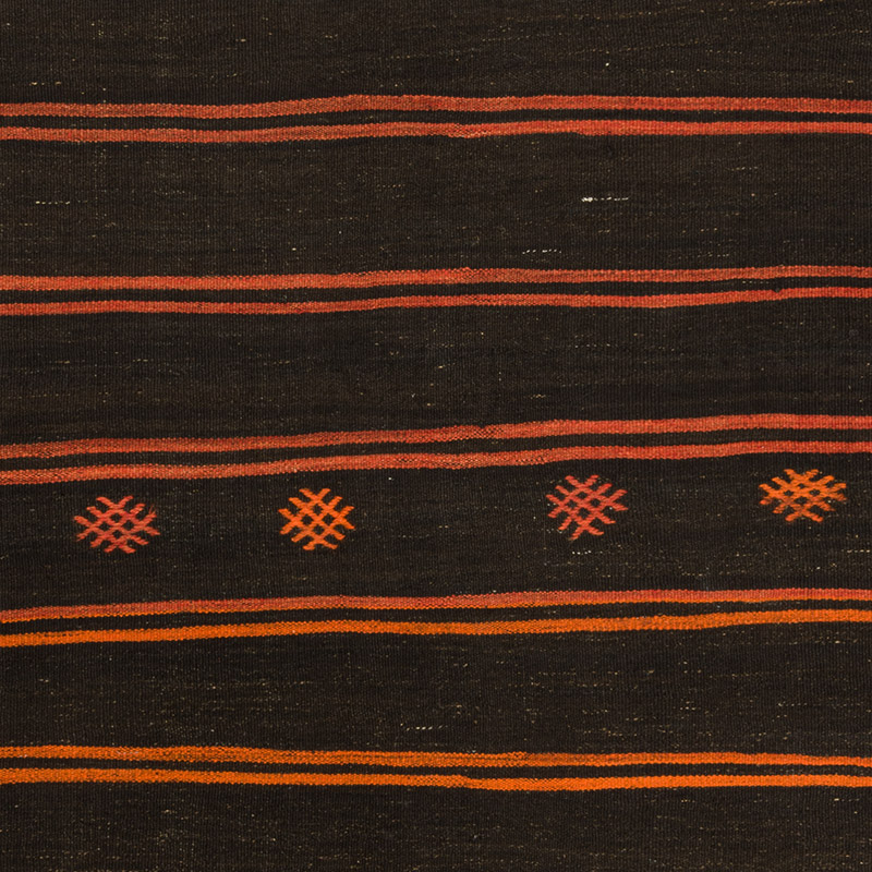 Vintage Anatolian Kilim Rug - 5' 10" x 5' 8" (70" x 68") - K0091631