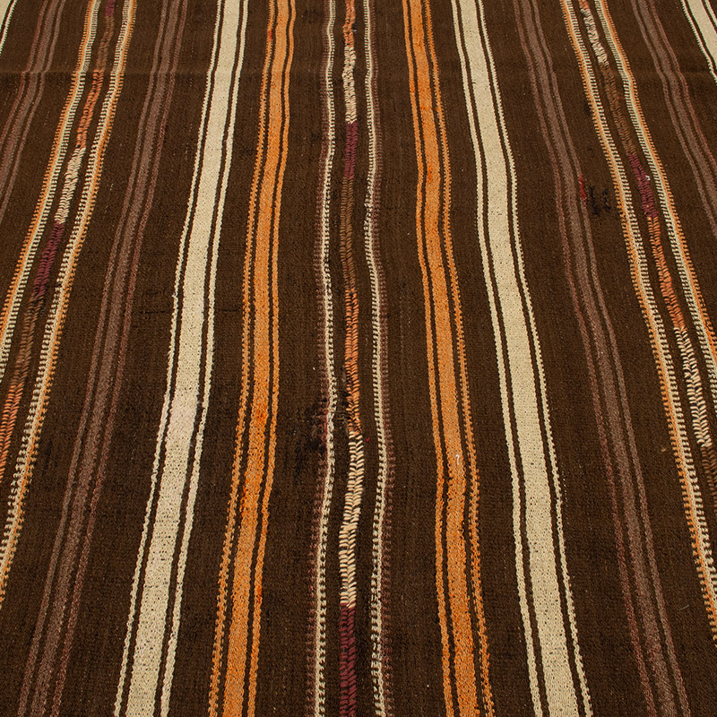 Vintage Anatolian Kilim Rug - 6' 3" x 9' 5" (75" x 113") - K0091637