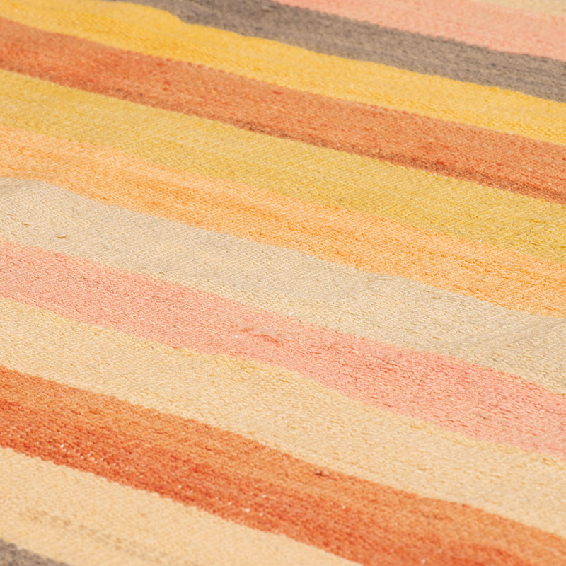 Vintage Anatolian Kilim Rug - 5' 9" x 6' 7" (69" x 79") - K0091638