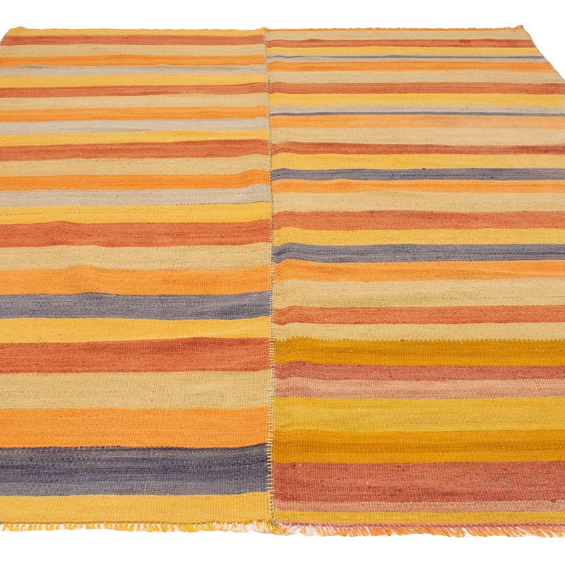 Vintage Anatolian Kilim Rug - 6' 2" x 8' 3" (74" x 99") - K0091686