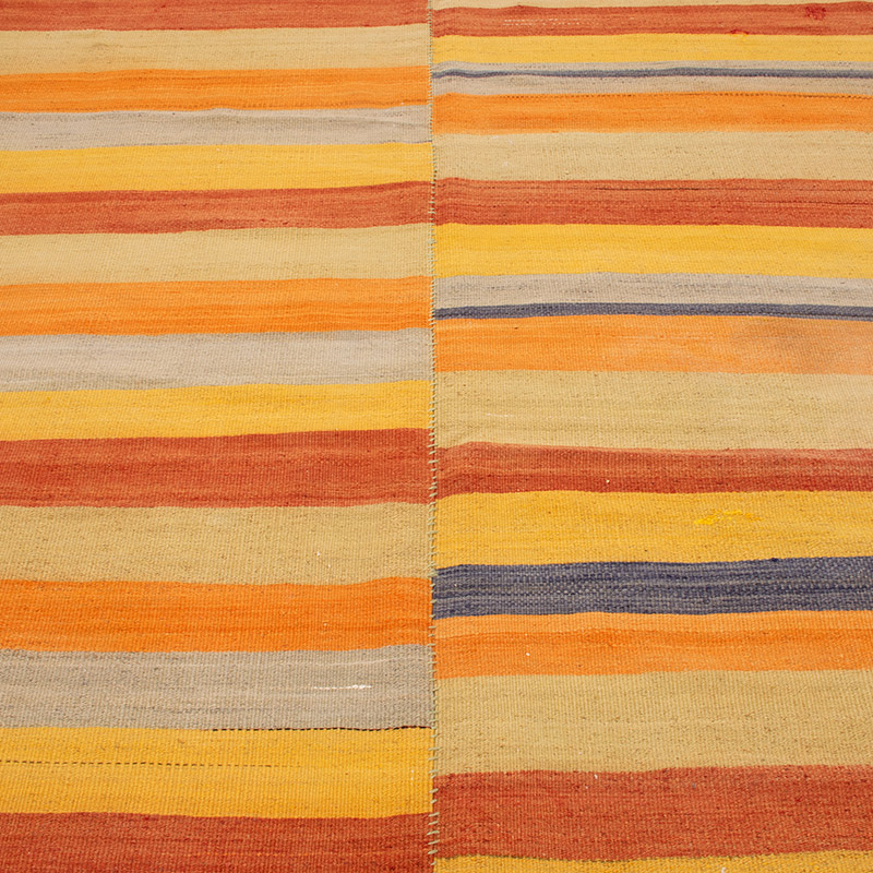 Vintage Anatolian Kilim Rug - 6' 2" x 8' 3" (74" x 99") - K0091686