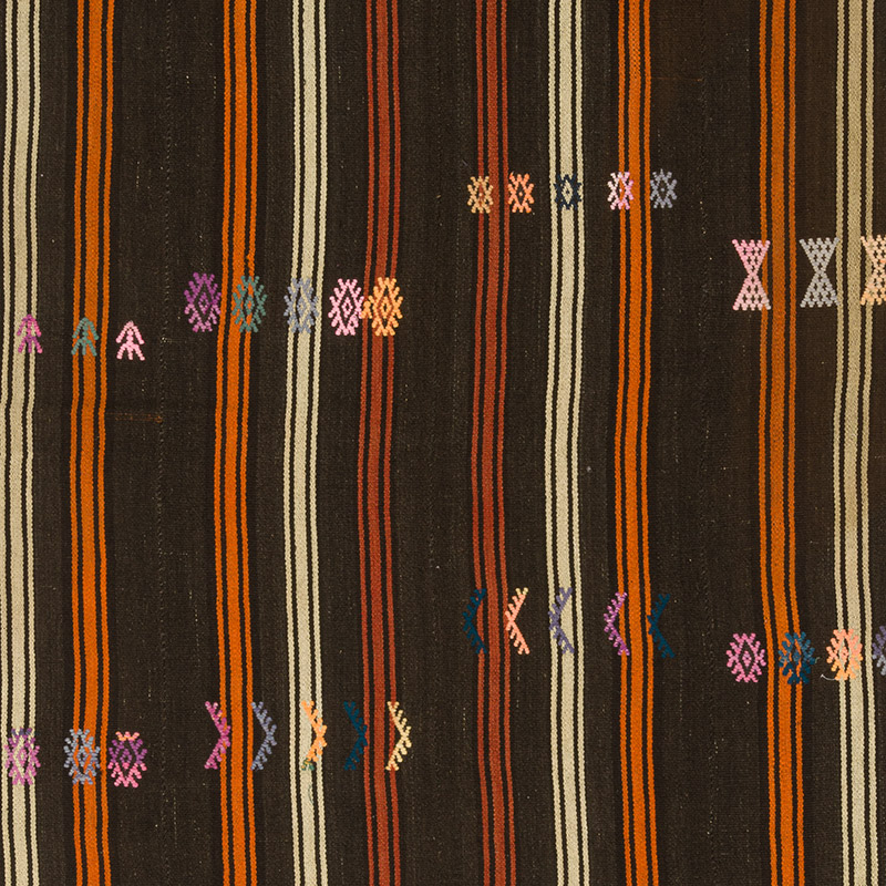 Vintage Anatolian Kilim Rug - 5' 8" x 8' 8" (68" x 104") - K0091687