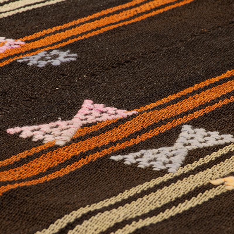 Vintage Anatolian Kilim Rug - 5' 8" x 8' 8" (68" x 104") - K0091687