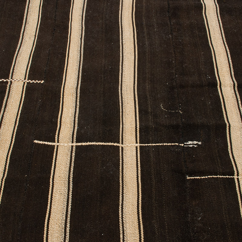 Vintage Anatolian Kilim Rug - 4' 2" x 8' 2" (50" x 98") - K0091697