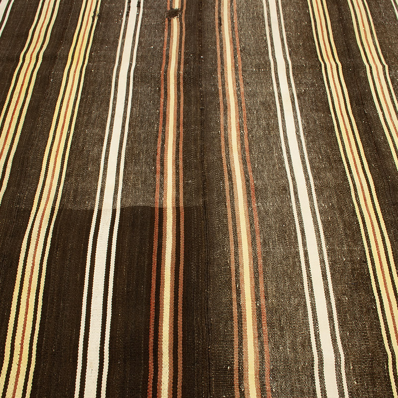 Vintage Anatolian Kilim Rug - 6' 8" x 8' 6" (80" x 102") - K0091714