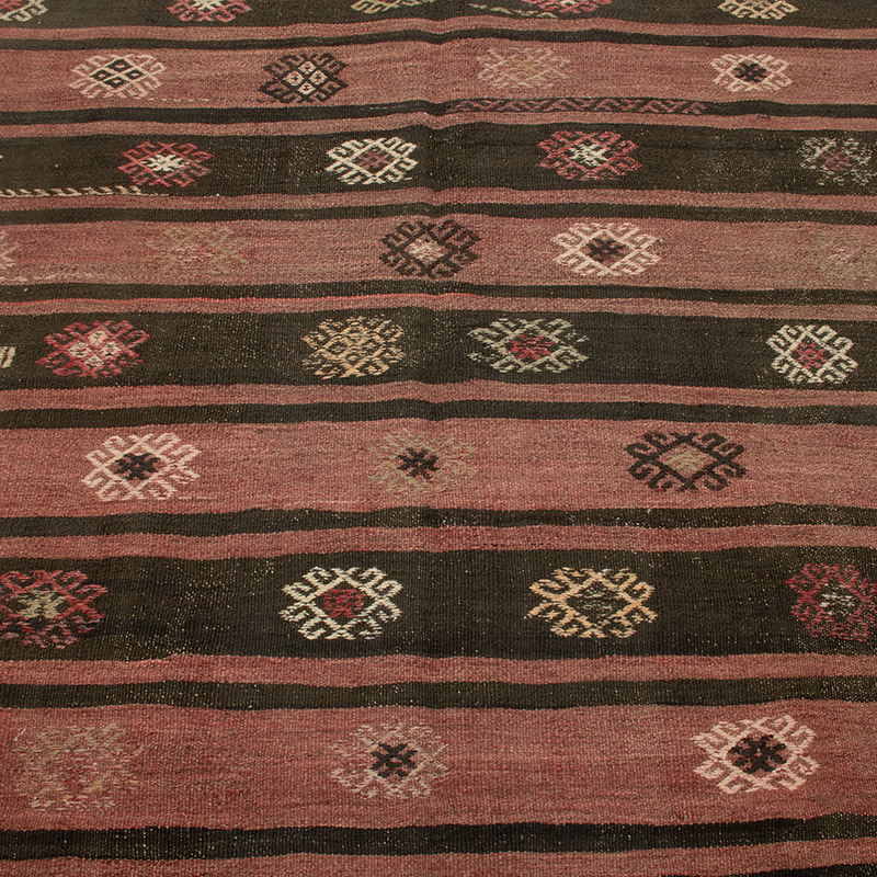 Vintage Anatolian Kilim Rug - 4' 7" x 4' 11" (55" x 59") - K0091727