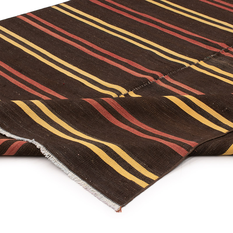 Vintage Anatolian Kilim Rug - 5' 9" x 9'  (69" x 108") - K0091733