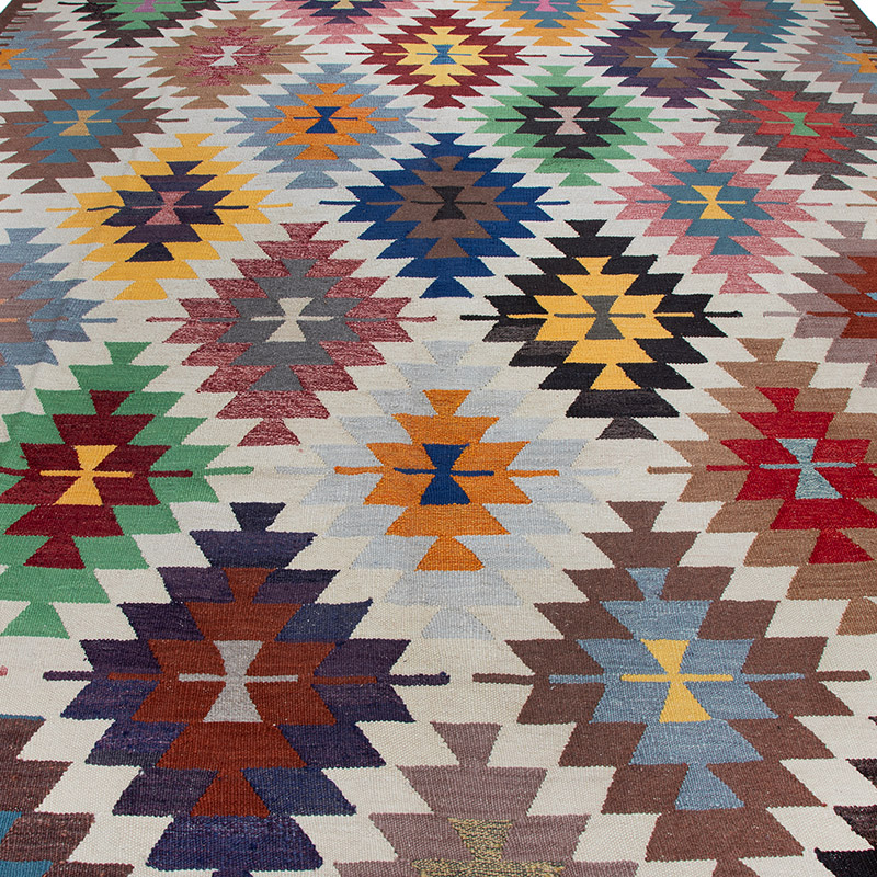 New Turkish Handwoven Kilim Rug - 8' 6" x 12' 3" (102" x 147") - K0092052