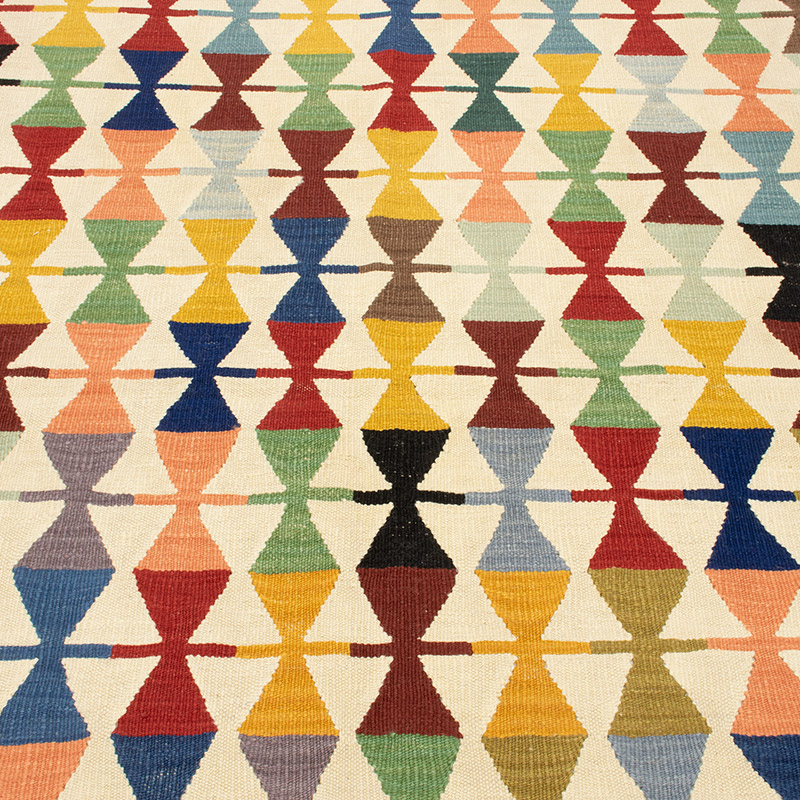New Handwoven Turkish Kilim Rug - 4'  x 6' 2" (48" x 74") - K0092118