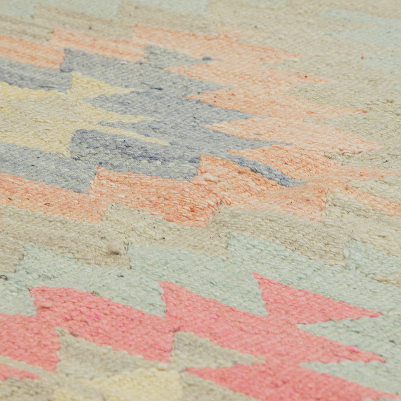 Vintage Mihalic Kilim Rug - 6' 9" x 10' 6" (81" x 126") - K0092179