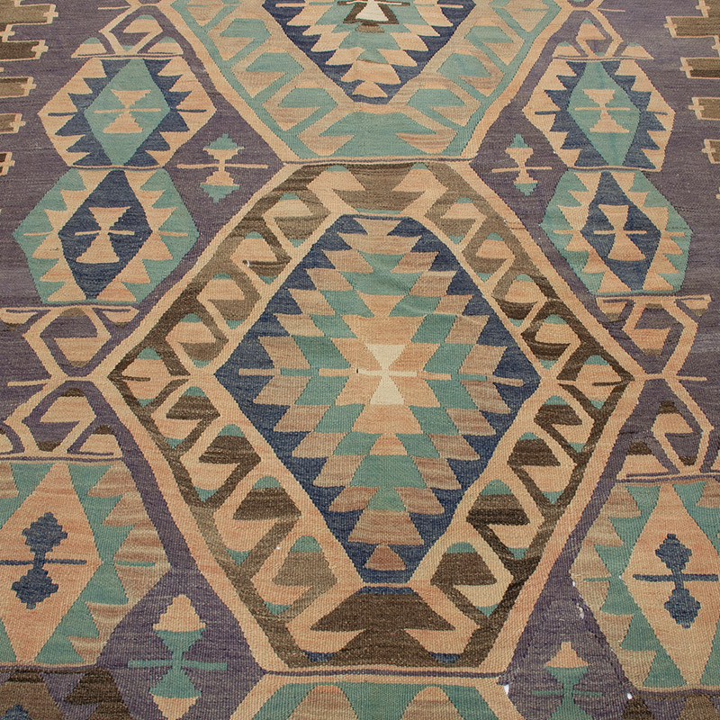Vintage Esme Kilim Rug - 5' 10" x 7' 8" (70" x 92") - K0092204