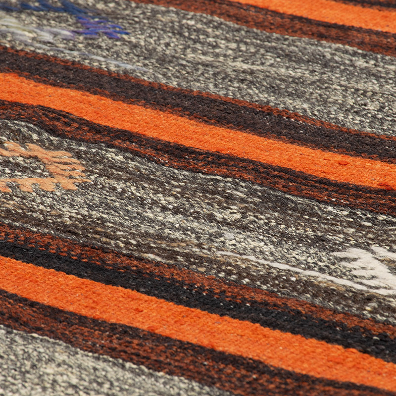 Vintage Sivas Kilim Runner - 2' 9" x 8' 6" (33" x 102") - K0092206