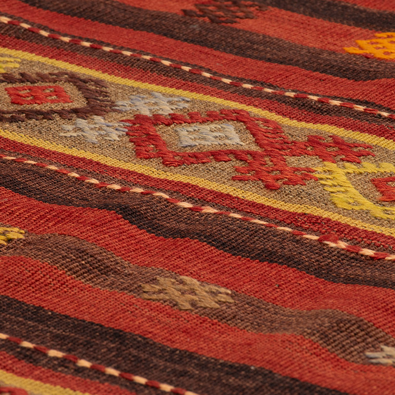 Vintage Malatya Kilim Runner - 2' 7" x 9' 2" (31" x 110") - K0092211