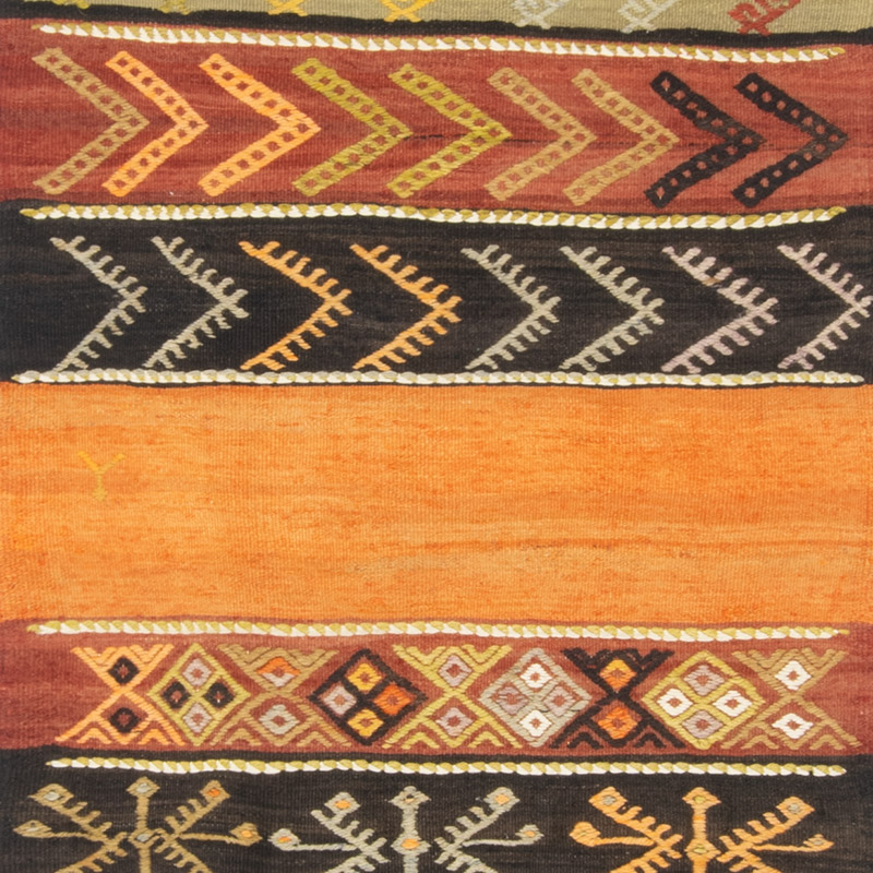 Vintage Mihalic Kilim Rug - 2' 4" x 7' 7" (28" x 91") - K0092219